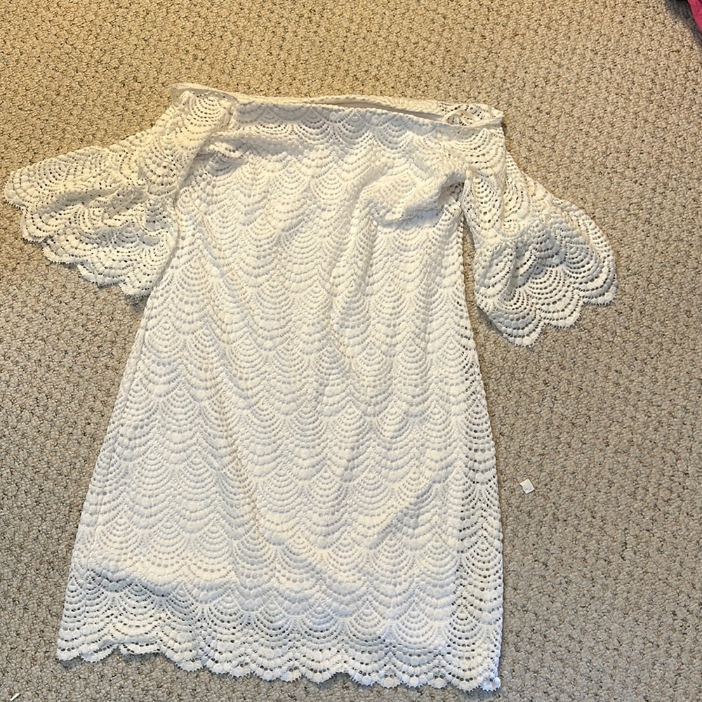 White lilly Pulitzer off the shoulder lace dress